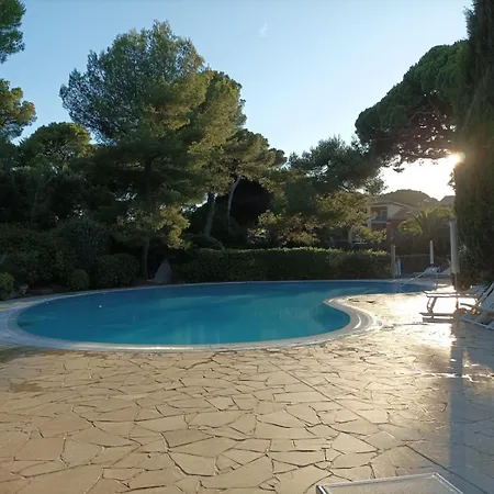 Front De Presqu Ile De Giens *